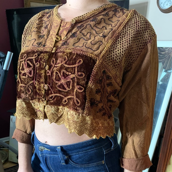 70’s Hippie Crop Top - Picture 3 of 6